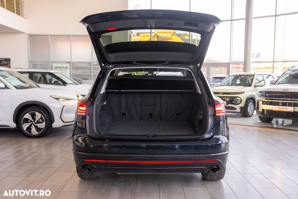 Volkswagen Touareg 3.0 V6 TDI 4Motion DPF Automatik Elegance - 14