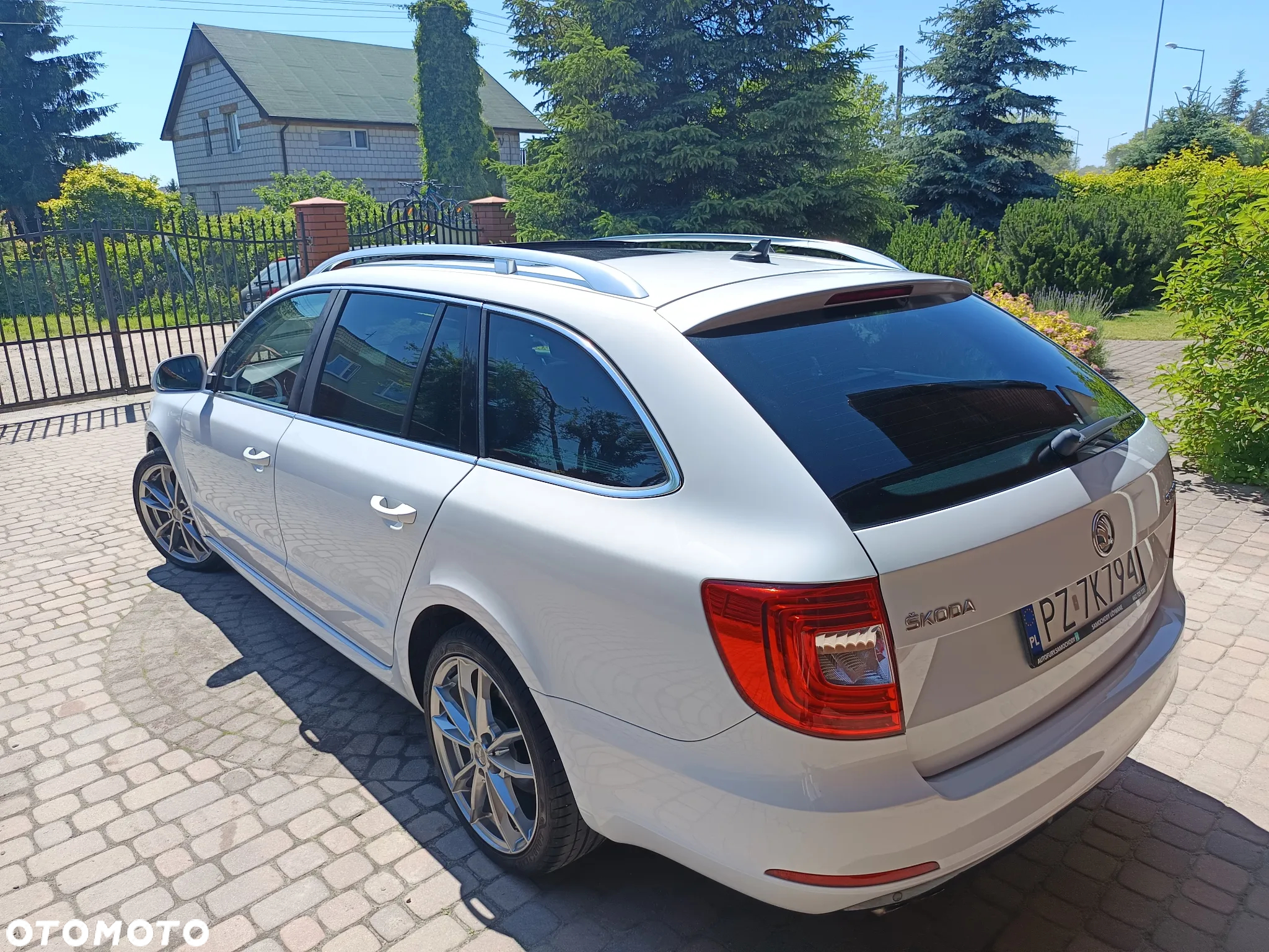 Skoda Superb 1.6 TDI Elegance Greenline - 22