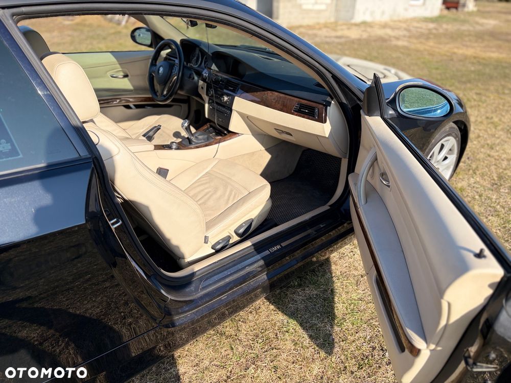 BMW Seria 3 320d - 16