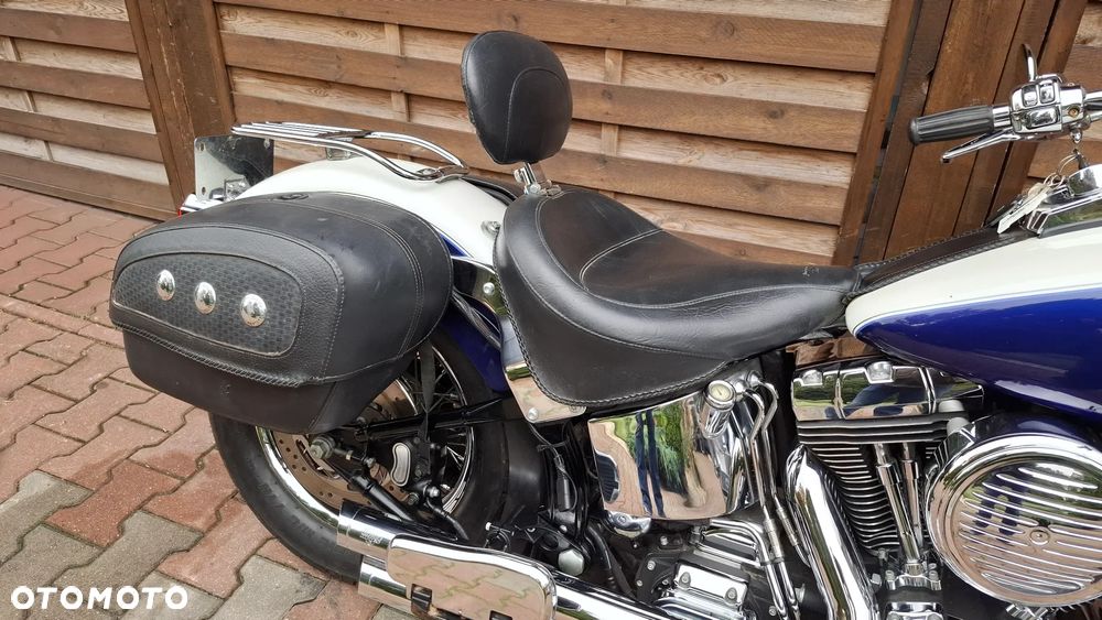 Harley-Davidson Softail Deluxe - 12