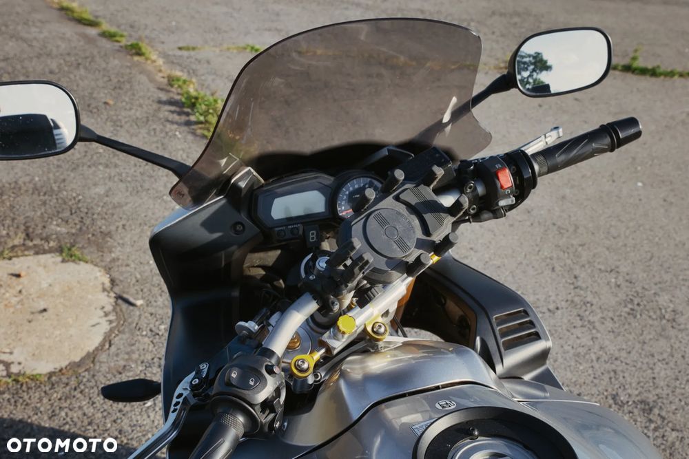 Yamaha FZ - 15