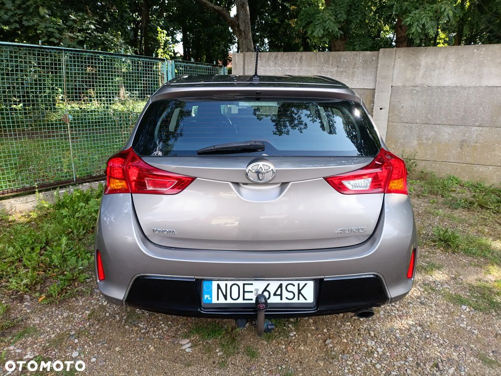 Toyota Auris 1.6 Luna - 10