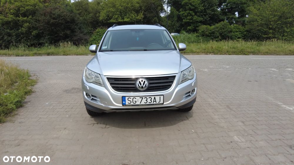 Volkswagen Tiguan - 2