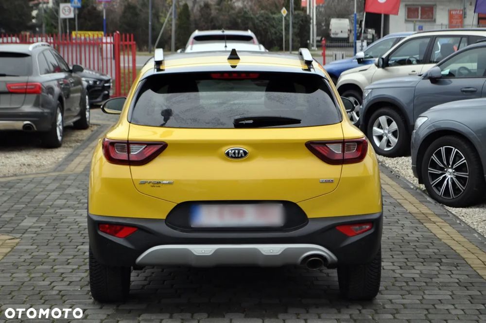 Kia Stonic 1.0 T-GDI 120 Spirit - 10