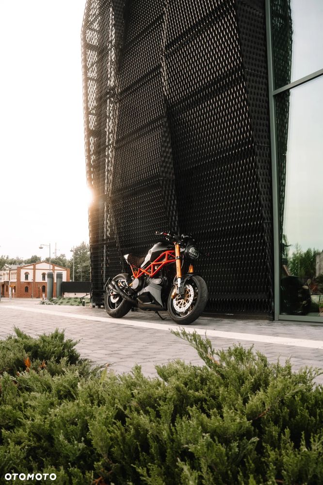 Ducati Monster - 30
