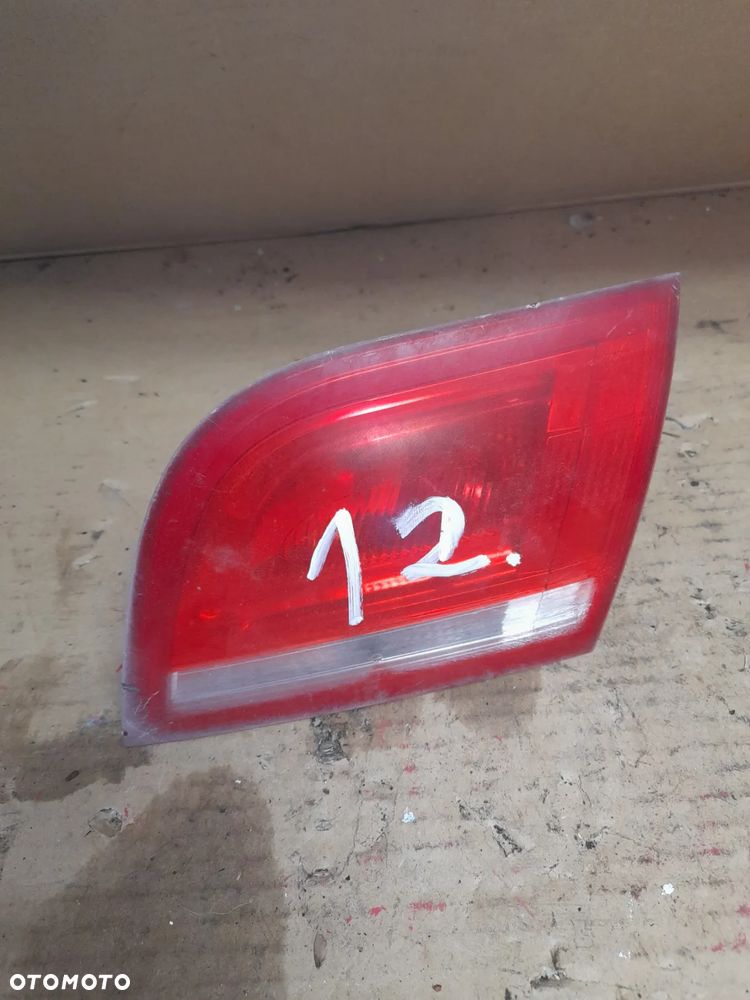 AUDI A3 8P SPORTBACK LAMPA W KLAPĘ TYŁ PRAWA 5D 5 DRZWI - 1