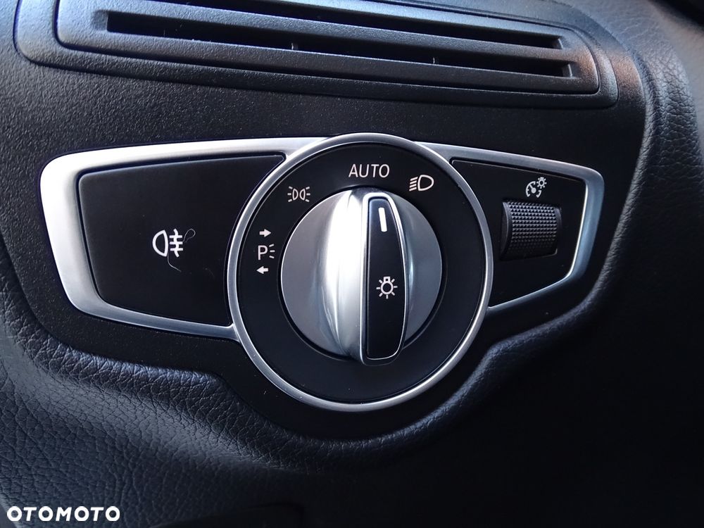 Mercedes-Benz GLC 250 4Matic 9G-TRONIC - 27