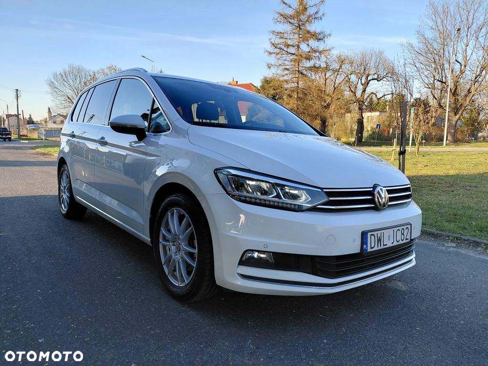 Volkswagen Touran - 35