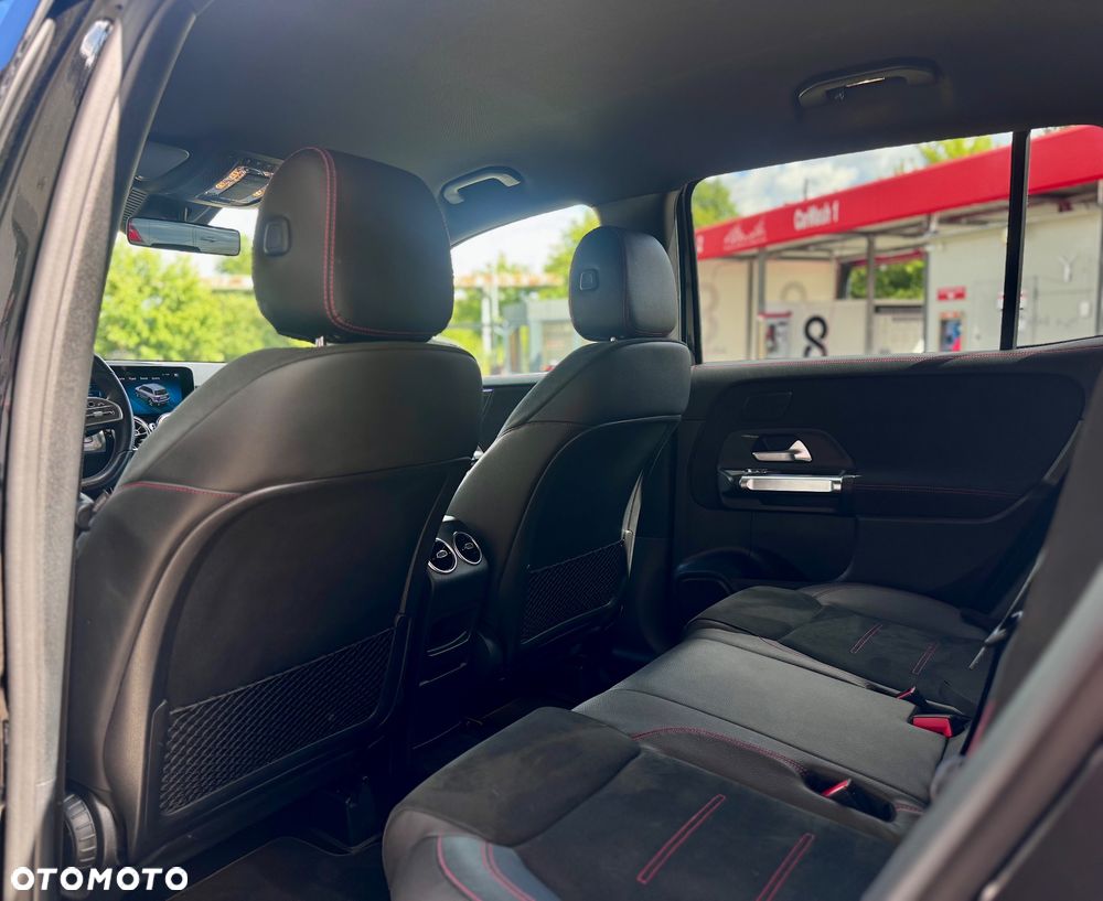 Mercedes-Benz GLB 200 d AMG Line 8G-DCT - 17