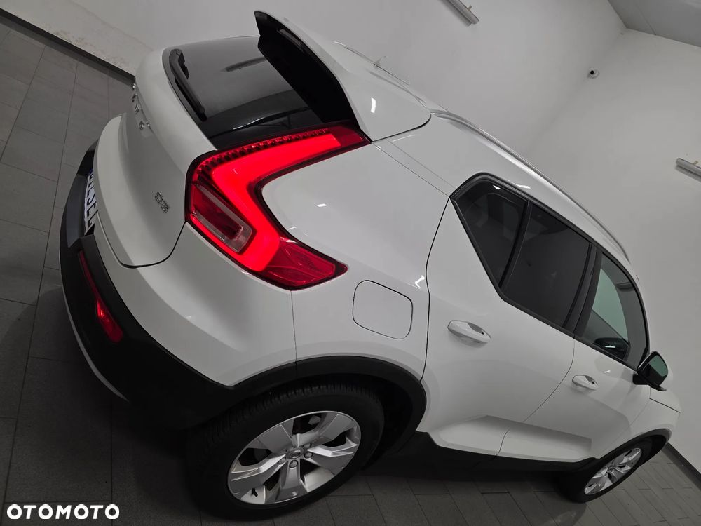 Volvo XC 40 D3 SCR R-Design - 35