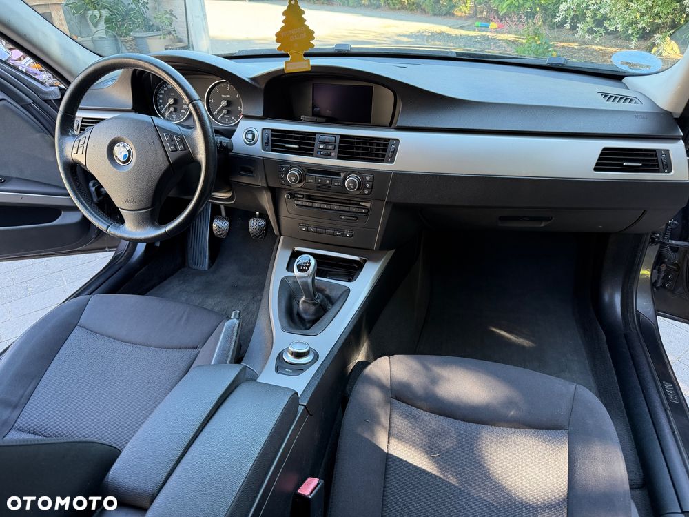 BMW Seria 3 318d DPF Edition Exclusive - 10