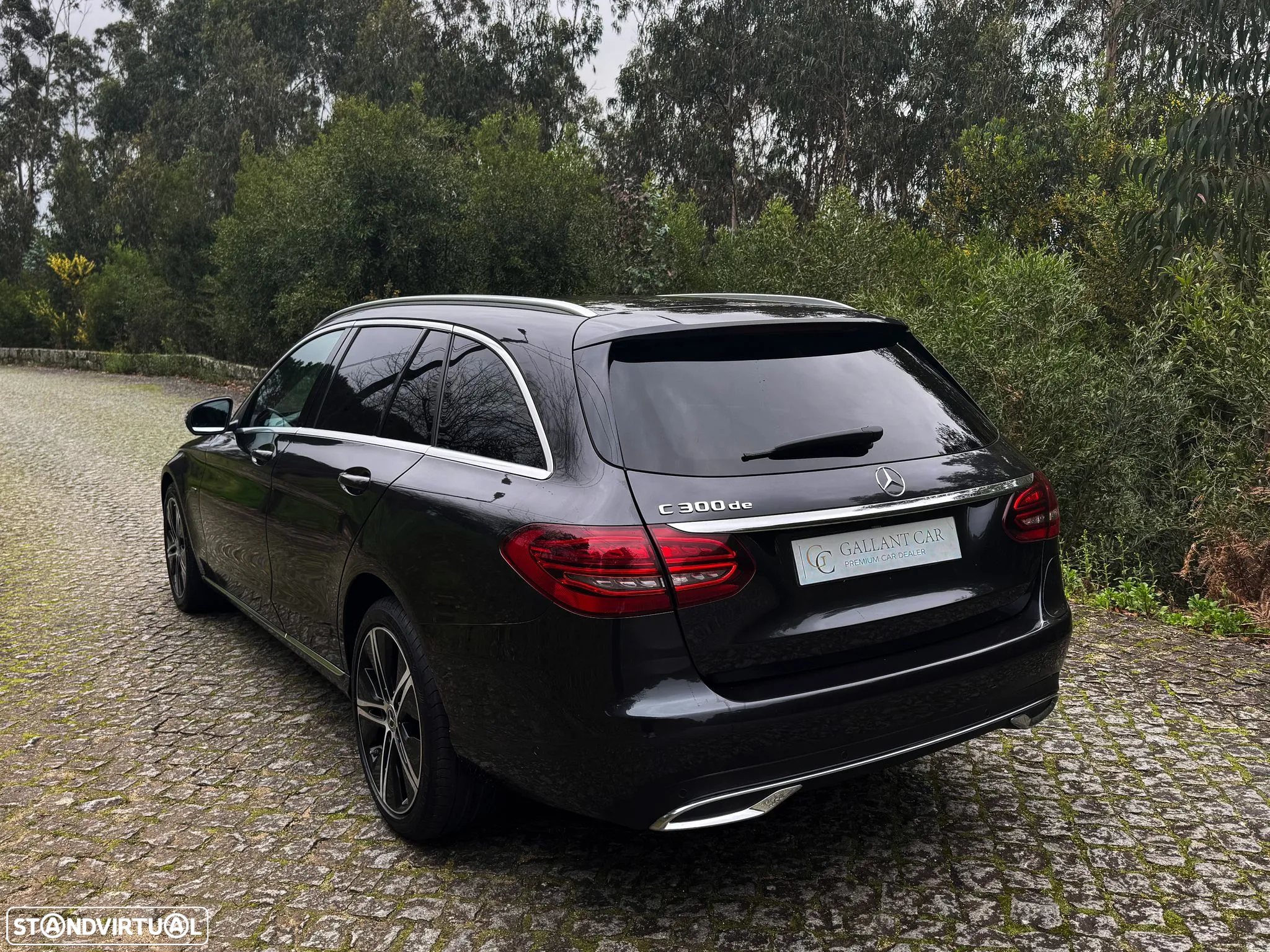 Mercedes-Benz C 300 - 6