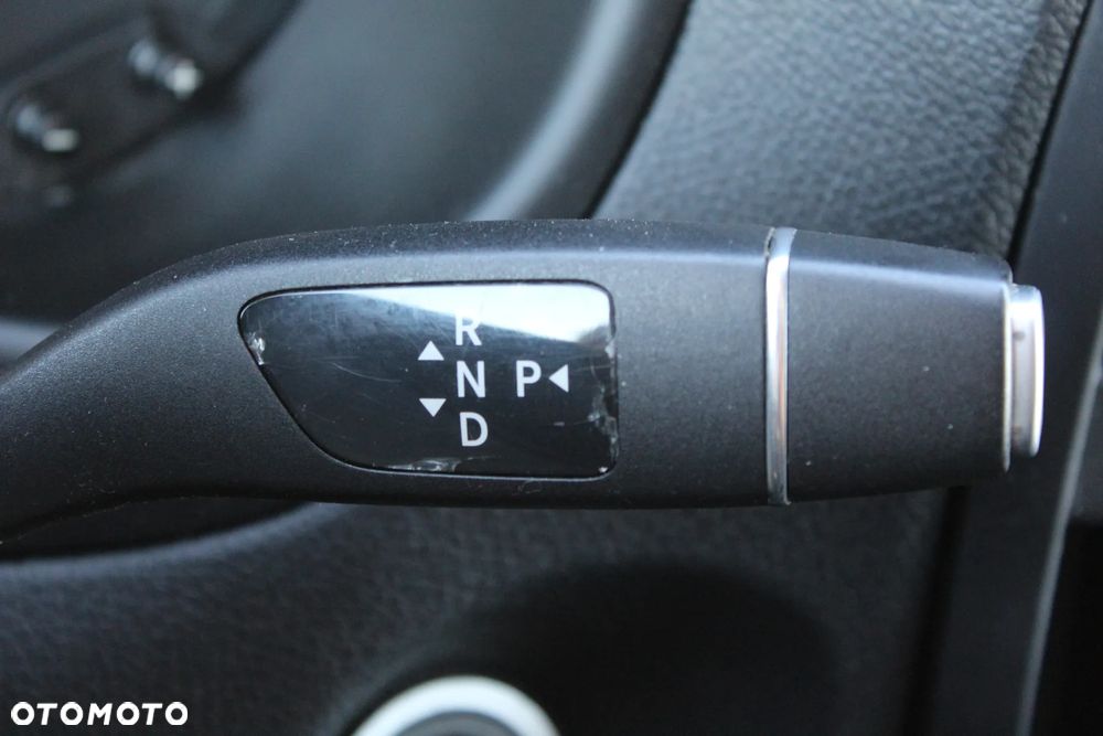 Mercedes-Benz Vito - 17