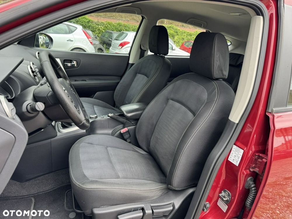 Nissan Qashqai - 23