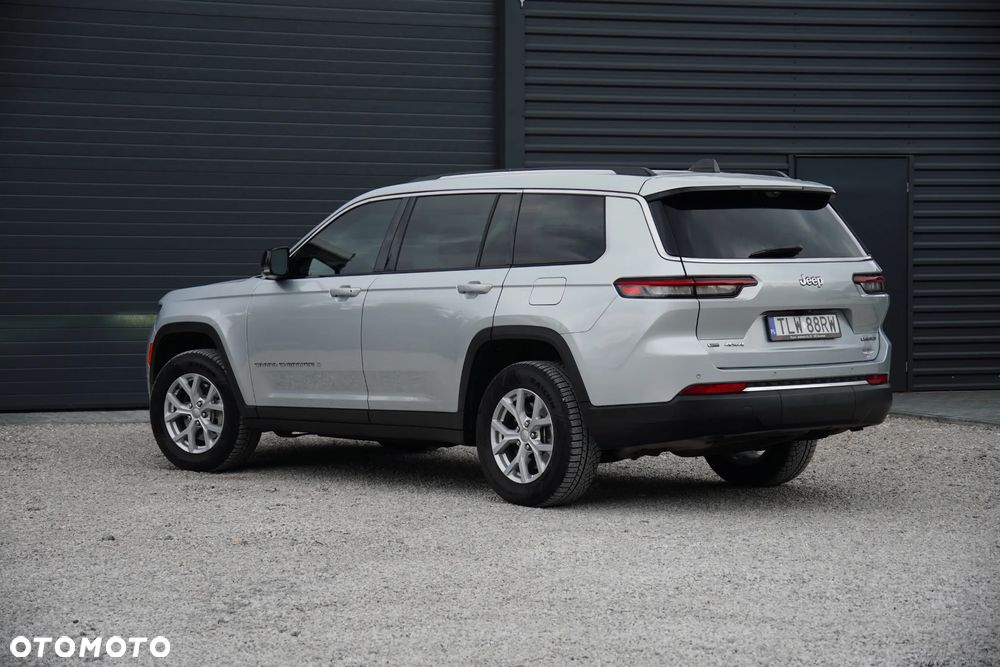 Jeep Grand Cherokee - 18