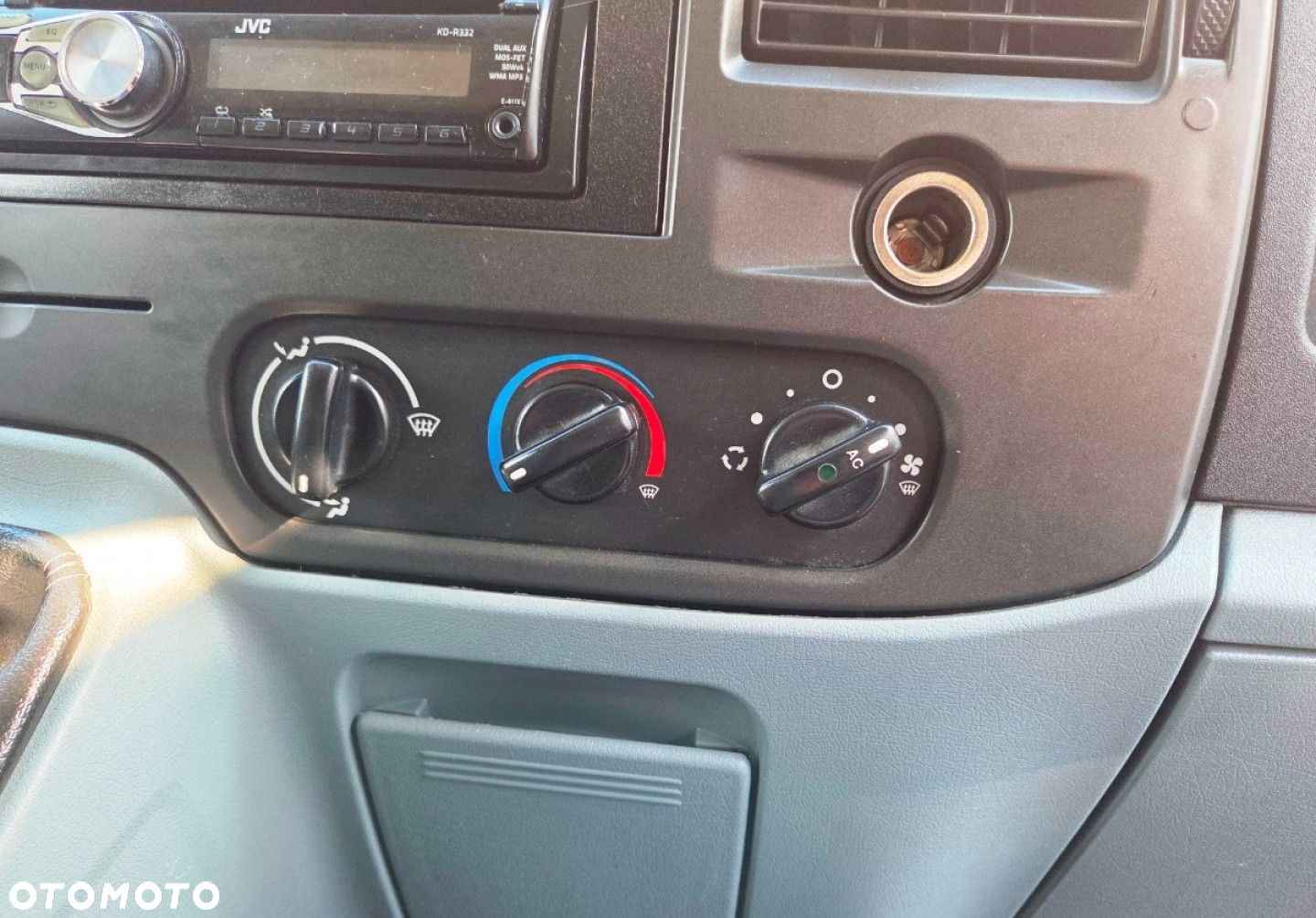 Ford Transit - 9