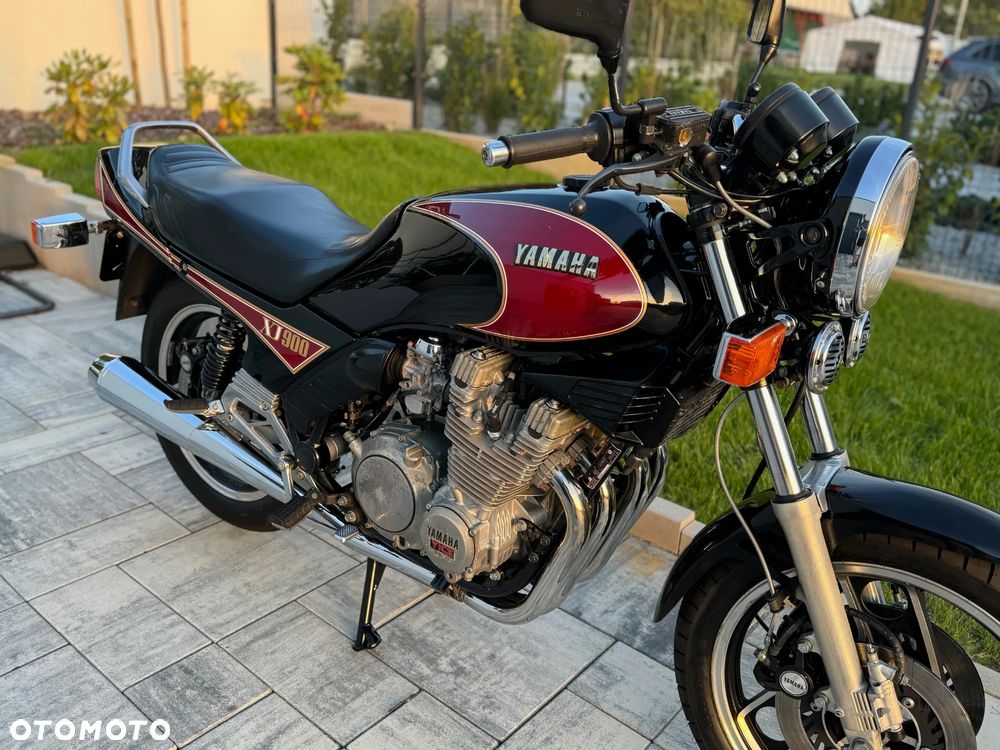 Yamaha XJ - 8