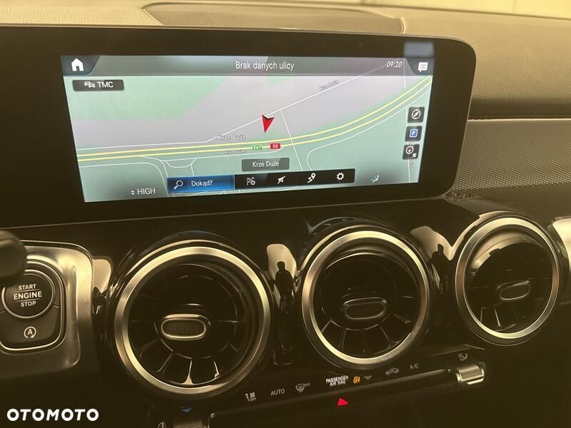 Mercedes-Benz GLB 200 7G-DCT - 15