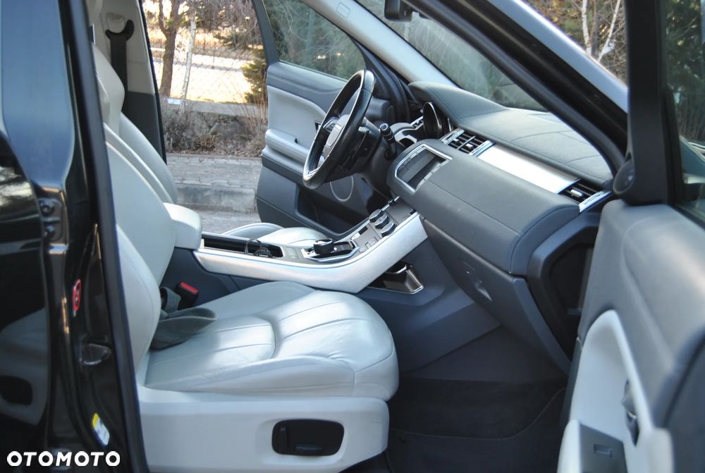 Land Rover Range Rover Evoque D150 R-Dynamic SE - 16