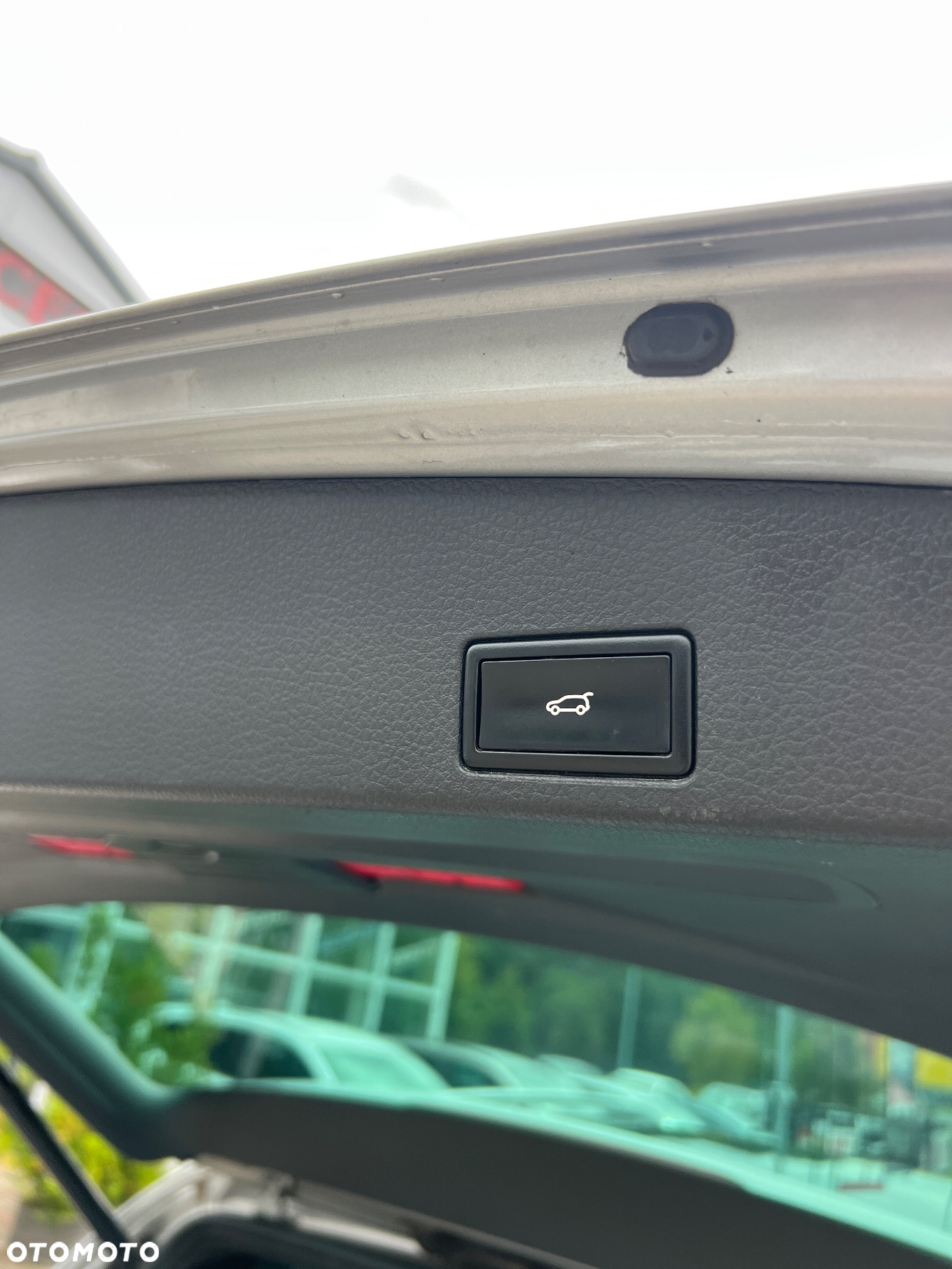 Volkswagen Touareg 3.0 Hybrid 4Motion Automatik - 23