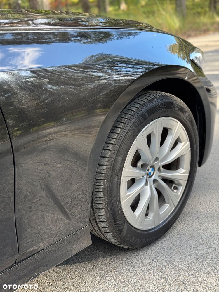BMW Seria 3 330e Advantage sport - 12