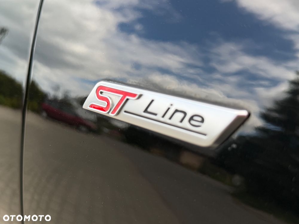 Ford Focus 1.5 EcoBlue Start-Stopp-System ST-LINE - 23