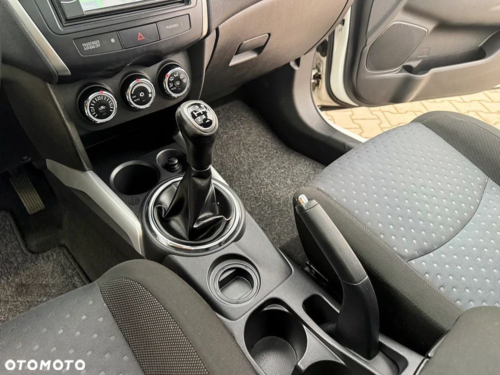 Mitsubishi ASX 1.6 Intense - 35