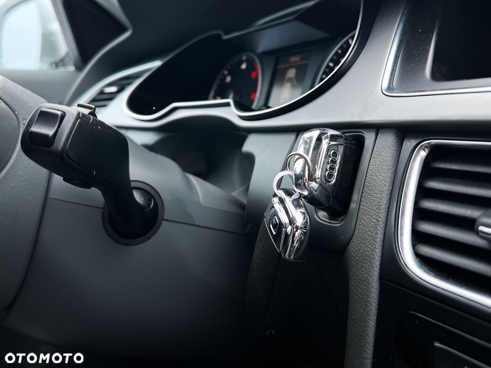 Audi A4 Avant 2.0 TDI DPF S line Sportpaket - 25