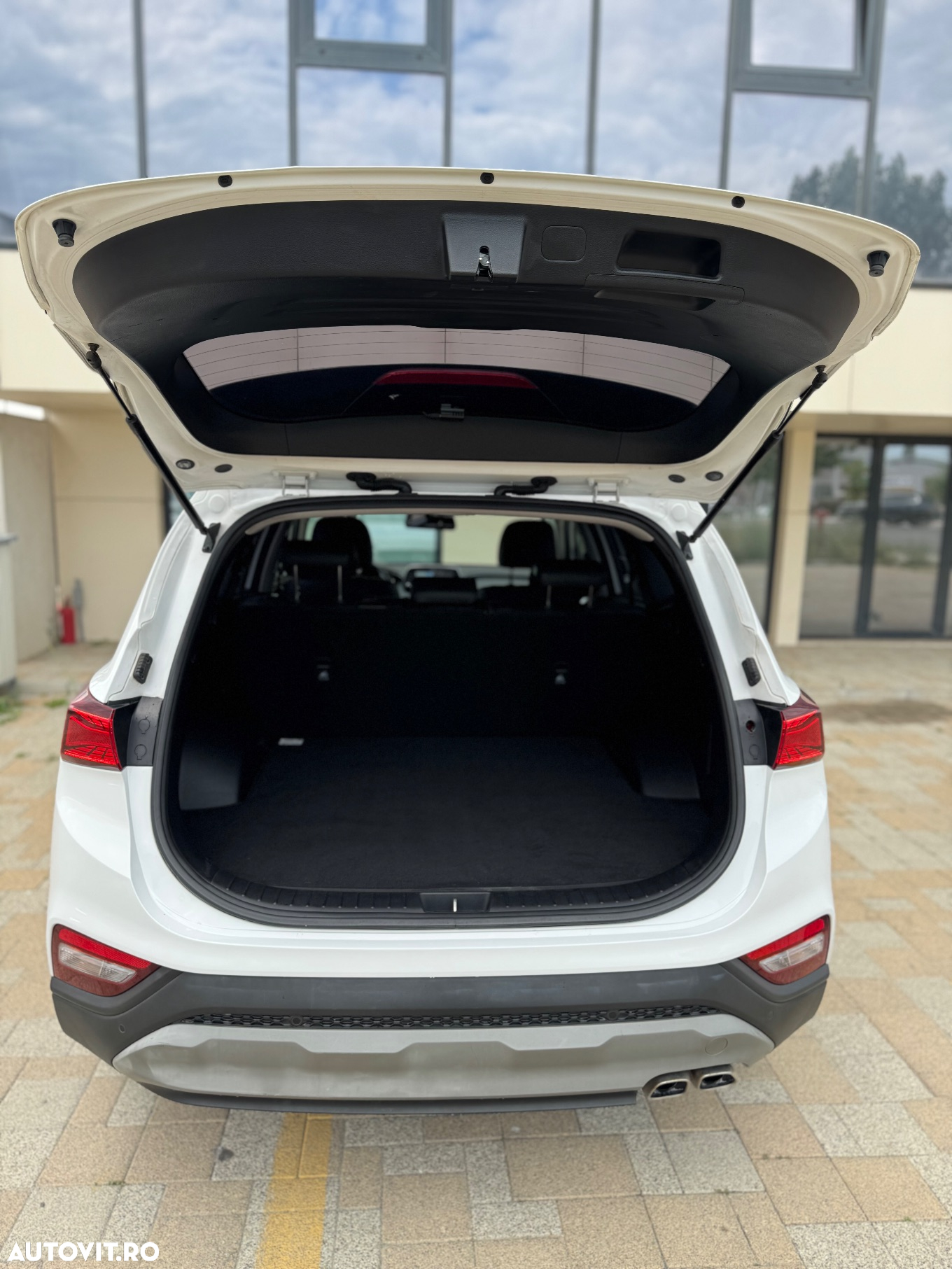 Hyundai Santa Fe - 38