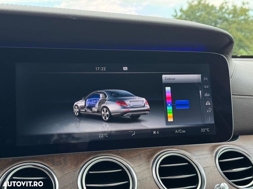 Mercedes-Benz E - 26