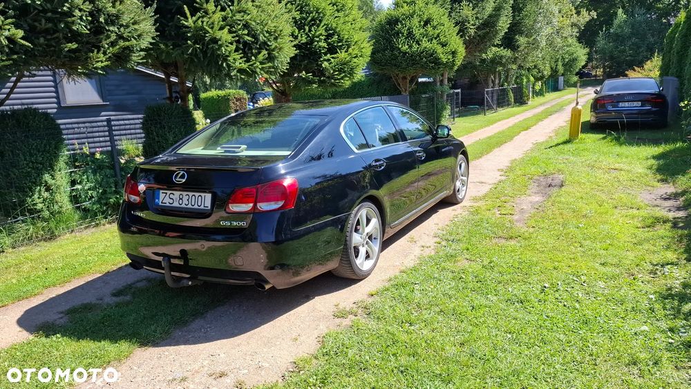 Lexus GS 300 Prestige - 18