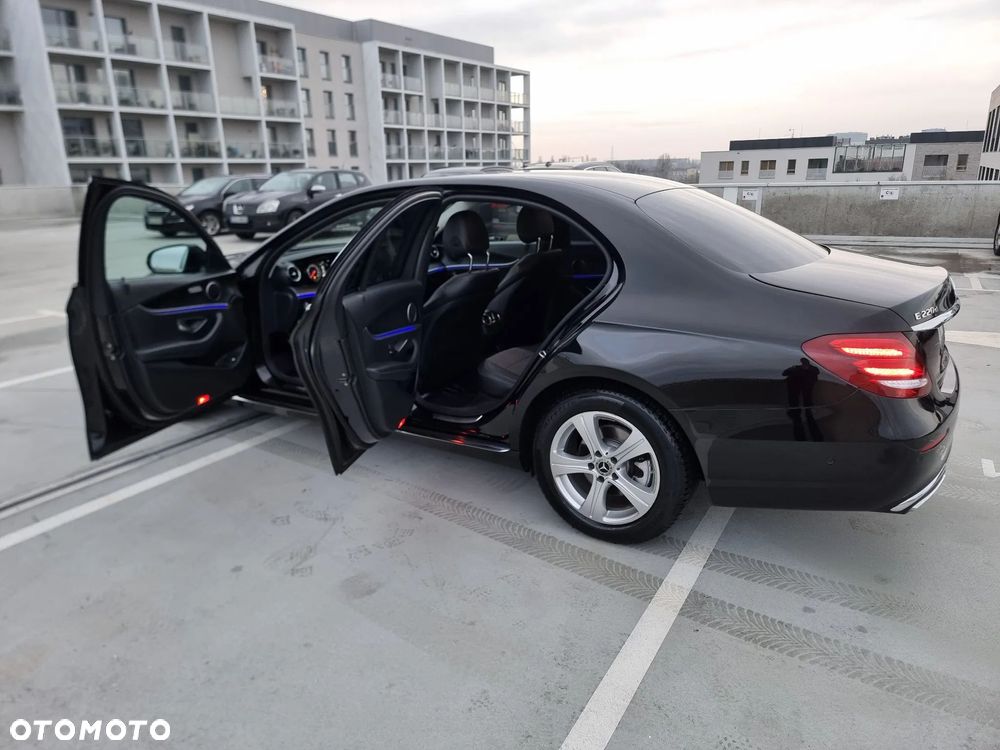 Mercedes-Benz Klasa E 220 d 9G-TRONIC Avantgarde - 18