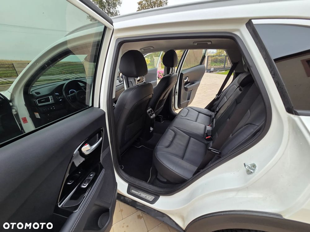 Kia Niro 1.6 GDI HEV 2WD OPF Spirit - 16