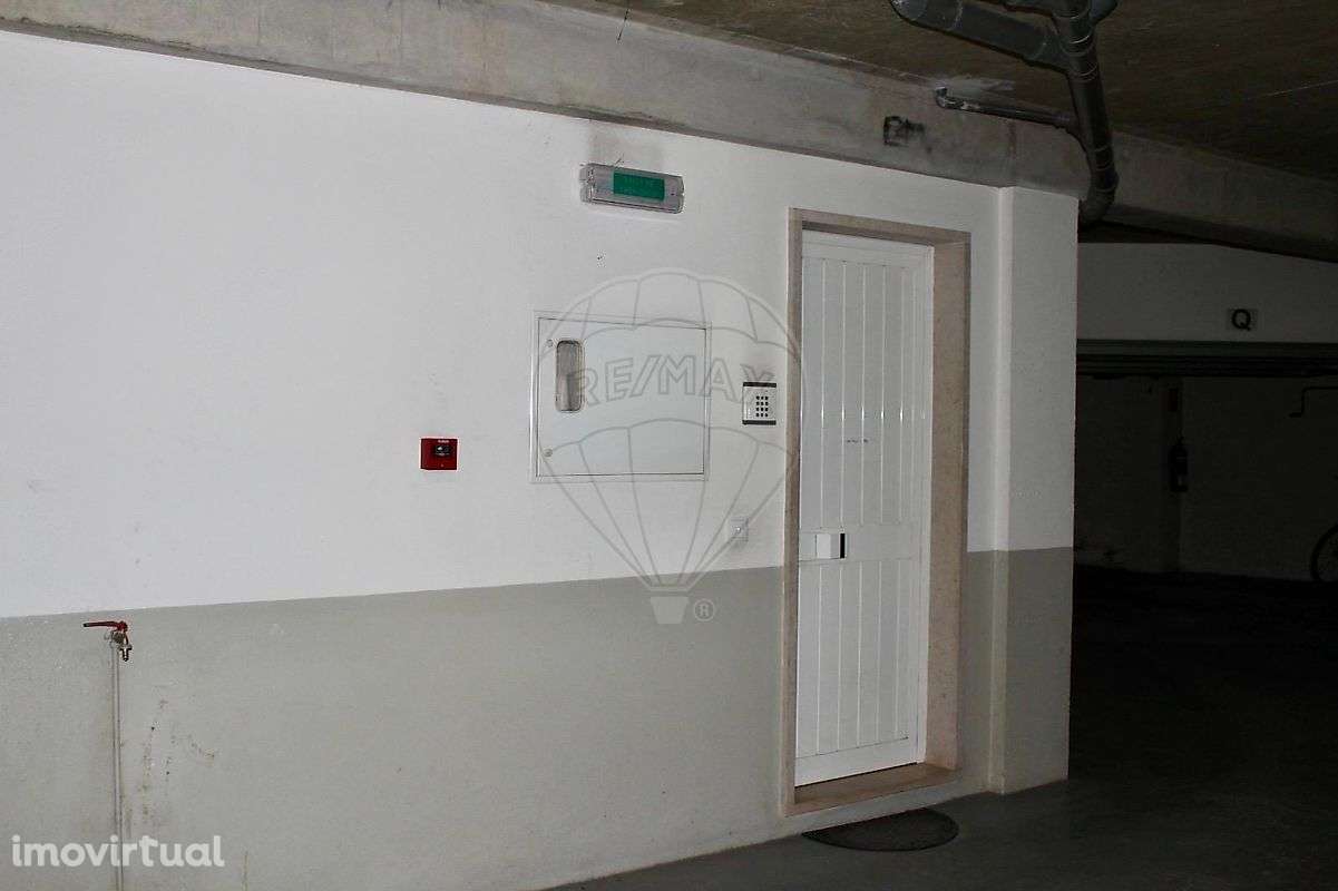 Garagem  para venda - Grande imagem: 3/18