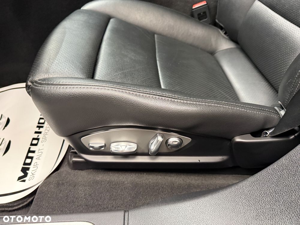 Porsche Panamera - 17