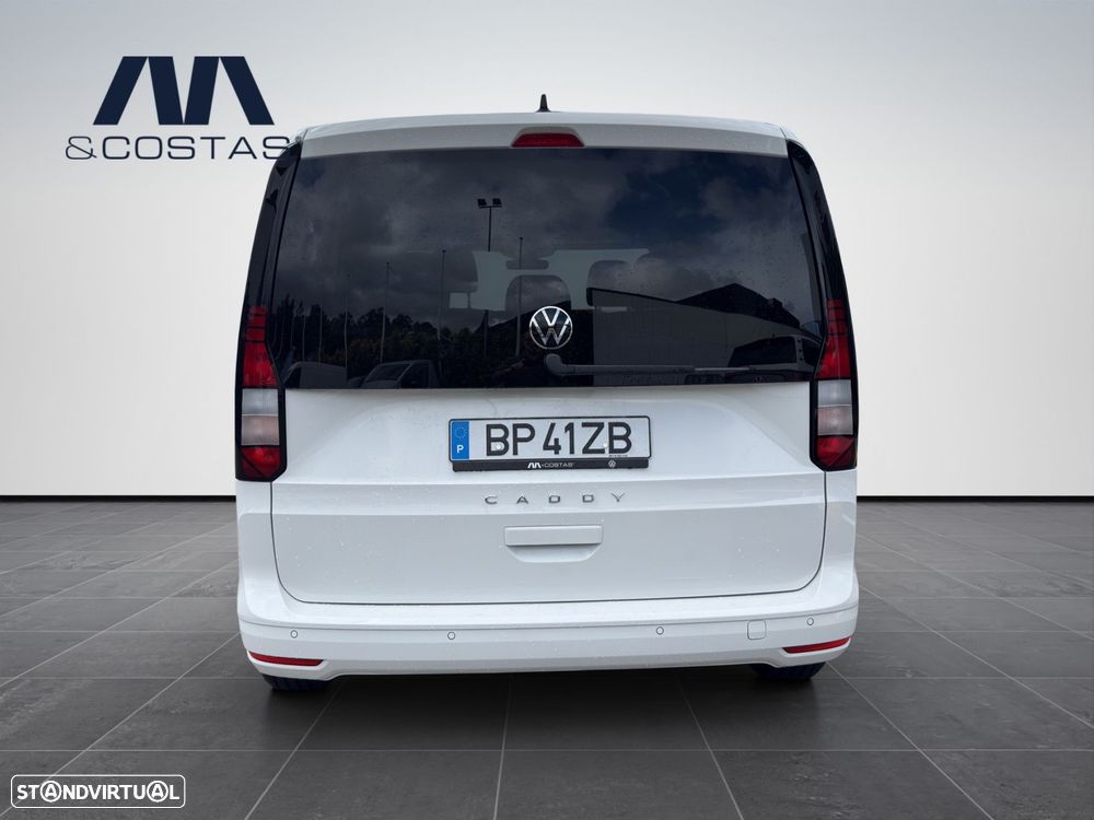 VW Caddy 2.0 TDI DSG - 6