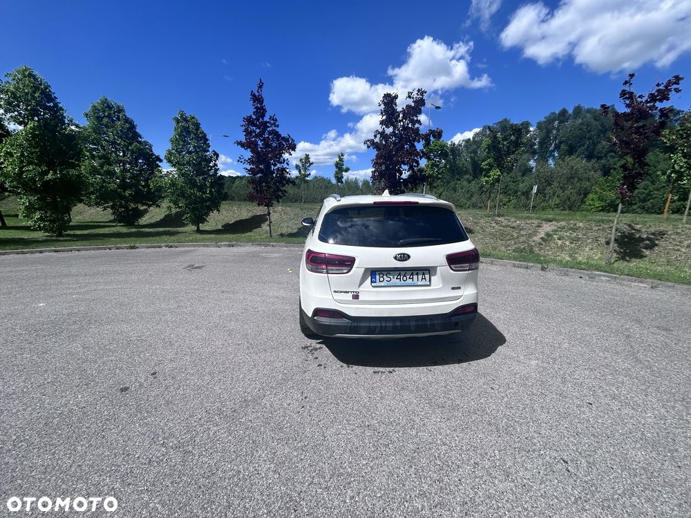 Kia Sorento - 2