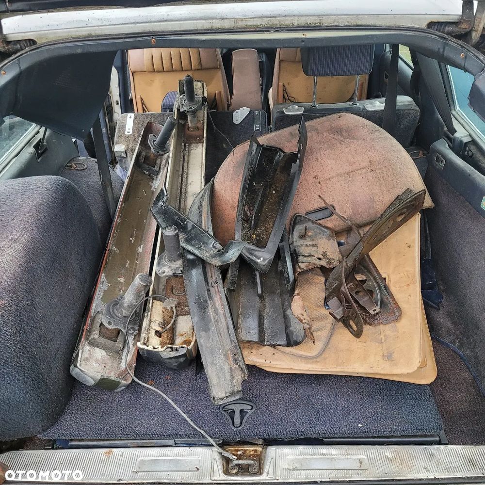 Mercedes-Benz W123 - 8