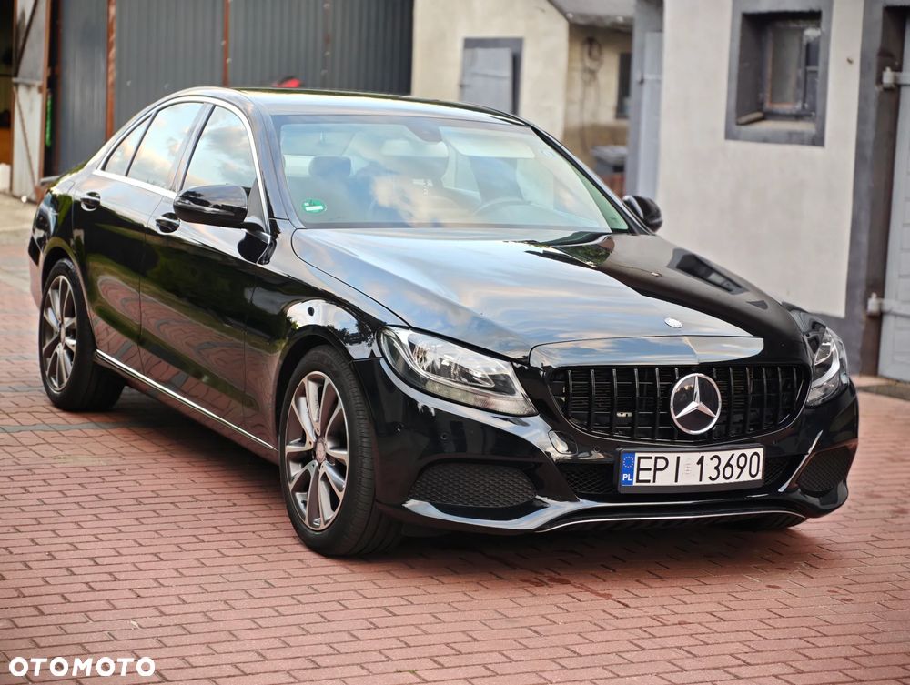 Mercedes-Benz Klasa C 180 7G-TRONIC - 38