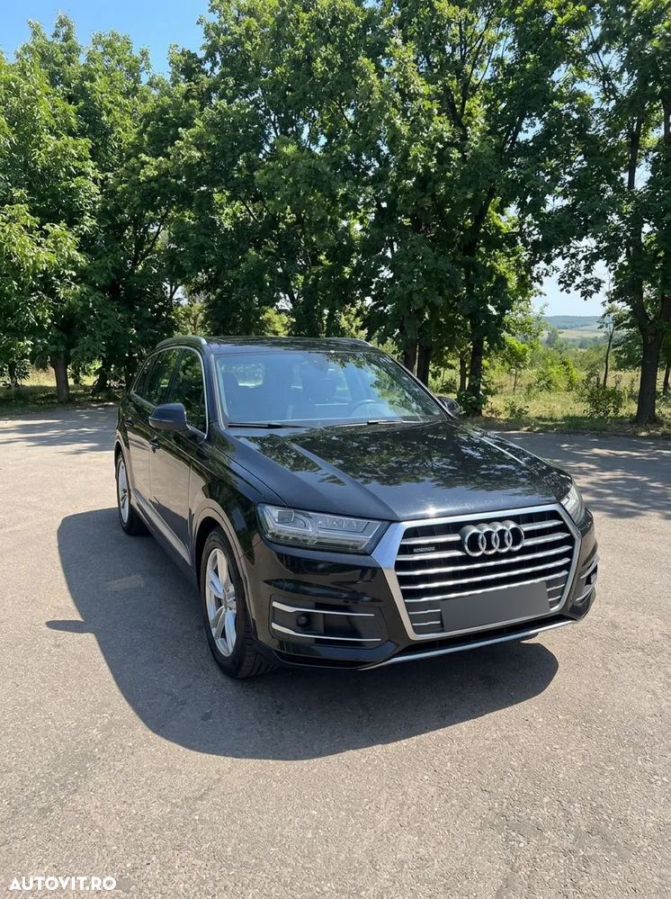 Audi Q7 - 1