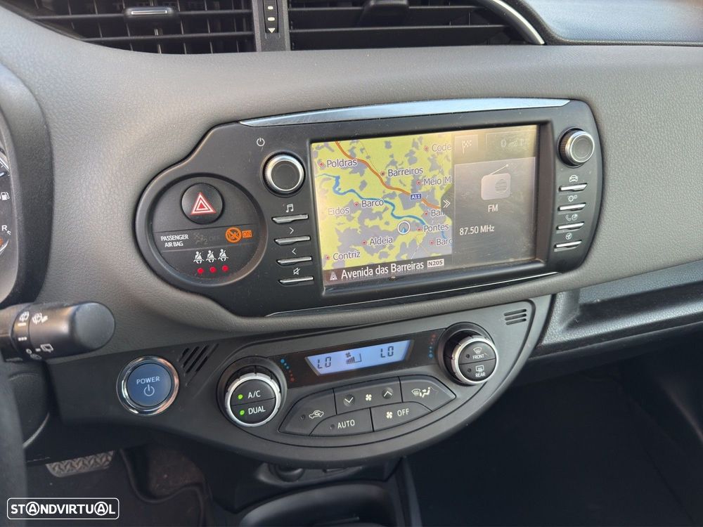 Toyota Yaris 1.5 HSD Comfort - 9