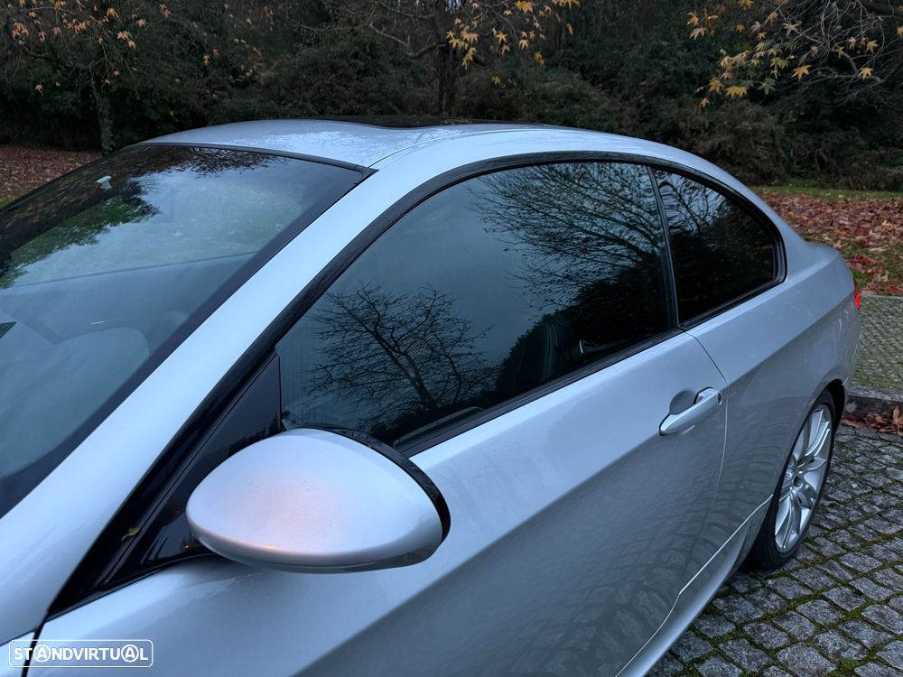 BMW 320 d Coupe - 11