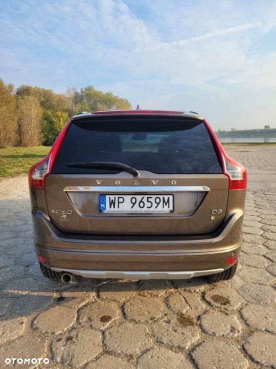 Volvo XC 60 D3 Drive-E Momentum - 10