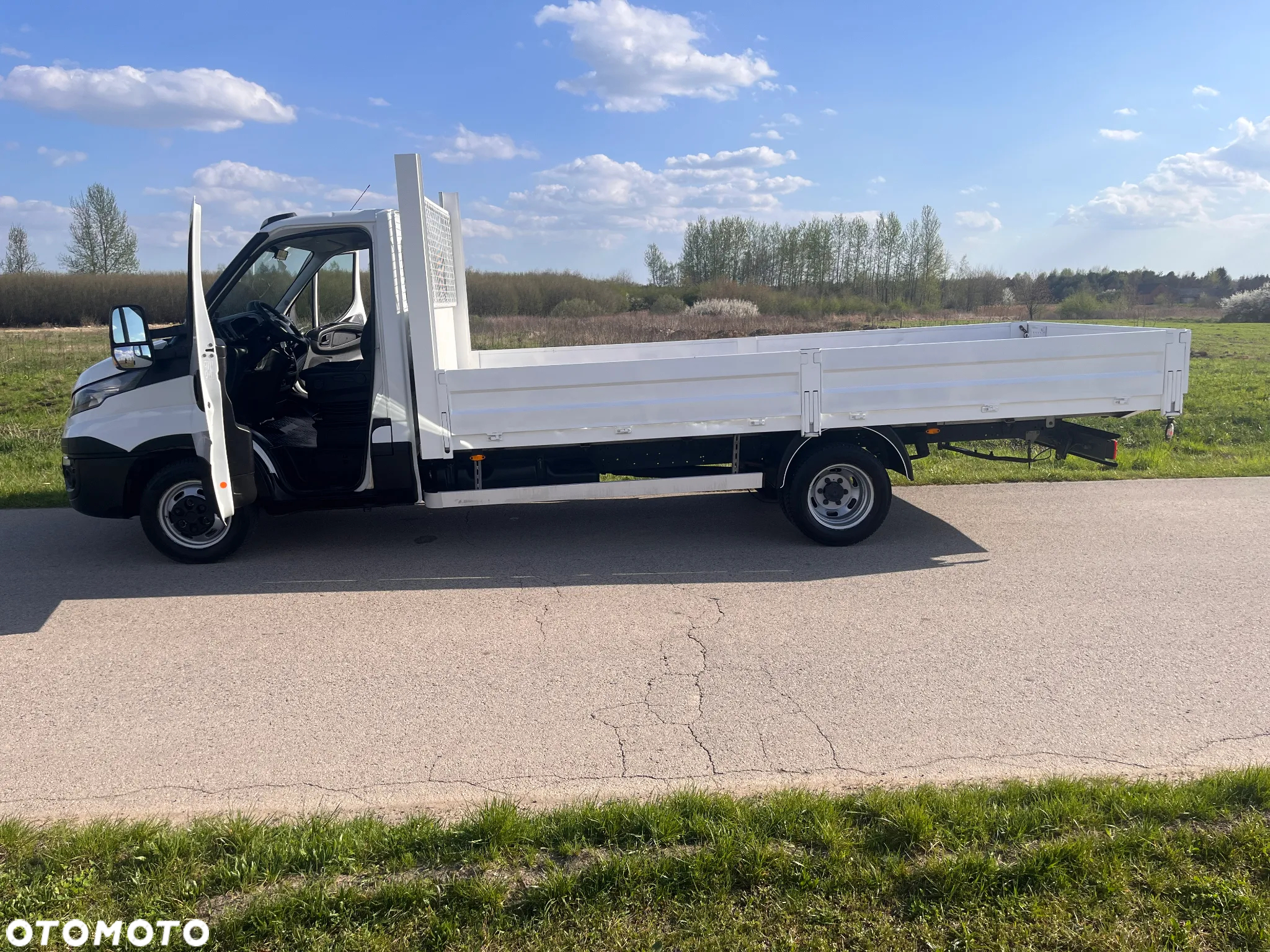 Iveco DAILY 35C14 - 17