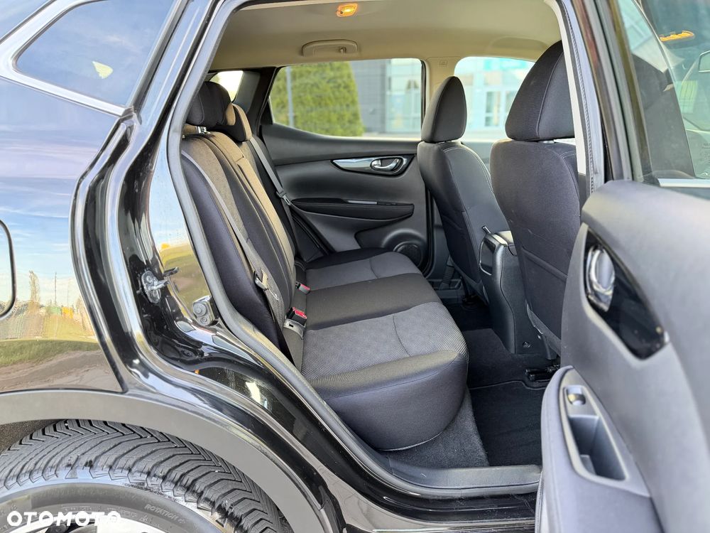 Nissan Qashqai 1.6 DIG-T N-Tec - 36