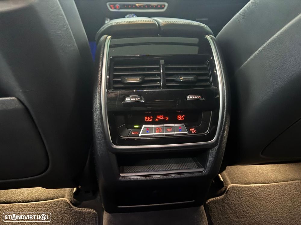 BMW X6 30 d xDrive Pack M - 16