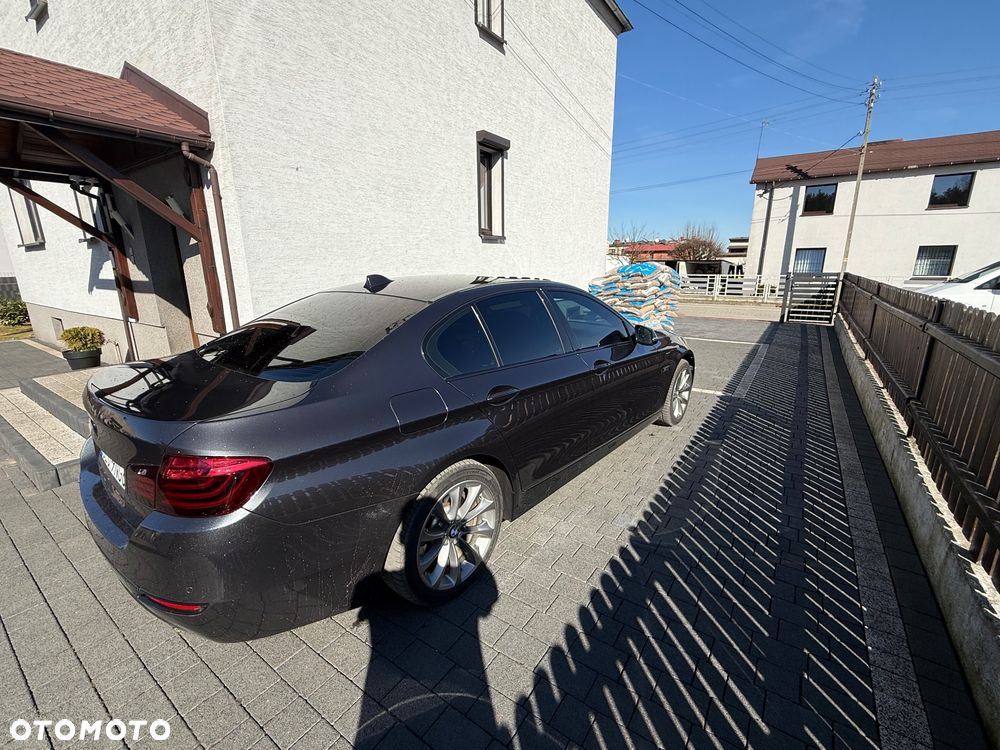 BMW Seria 5 530d Luxury Line - 4