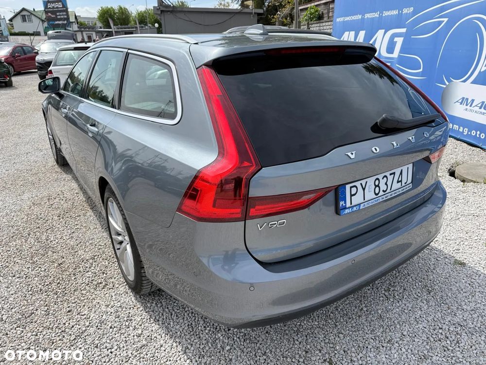 Volvo V90 D3 Momentum - 9
