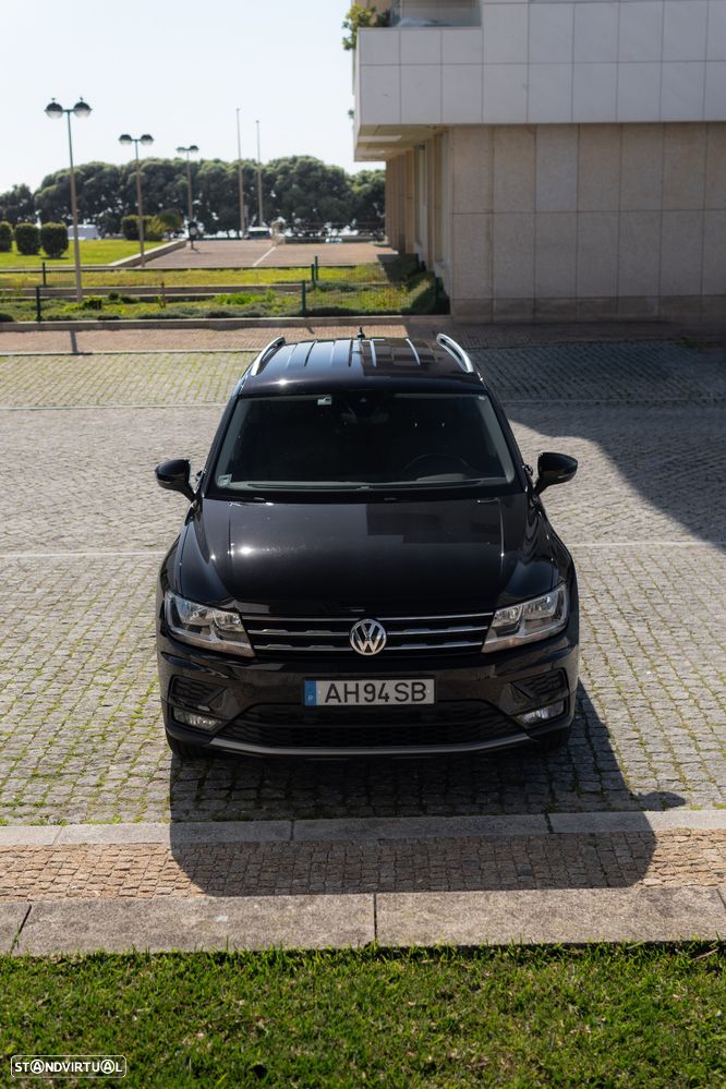 VW Tiguan Allspace 2.0 TDI Confortline DSG - 2