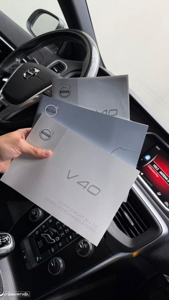 Volvo V40 2.0 D2 R-Design - 38
